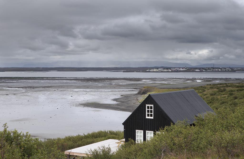 Black Timber House ボルガルネース エクステリア 写真