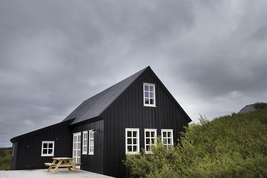Black Timber House ボルガルネース エクステリア 写真